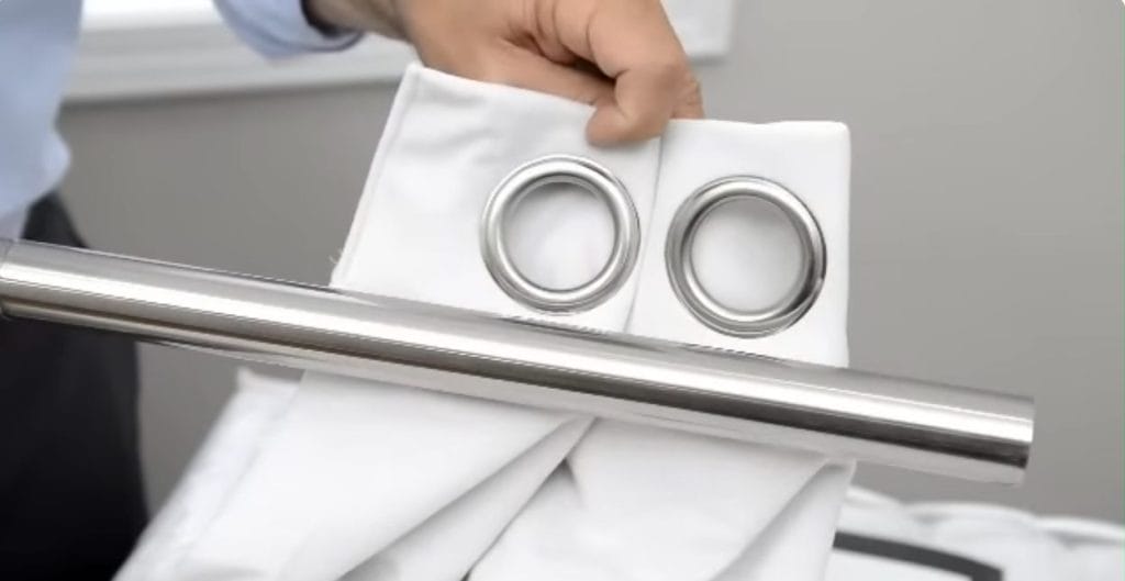 How to Hang Grommet Curtains with Sheers in Qatar: Easy Step